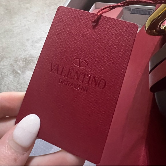 NWB & NWT Valentino Belt - Picture 3 of 4